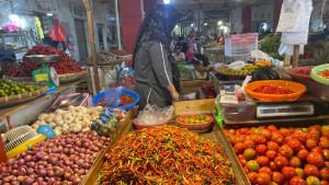 harga-bahan-pokok-terbaru-di-Pasar-Bersehati-Manado-Sulawesi-Utara-Sulut-Senin-2992025.jpg