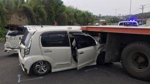 kecelakaan-lalu-lintas-di-ringroad-sirion-vs-kontainer.jpg