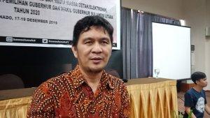 kenly-poluan-komisoner-bawaslu-sulut-56.jpg