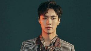 lay-exo.jpg