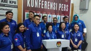 pengurus-partai-demokrat-di-kpu-manado-minggu-1452023.jpg
