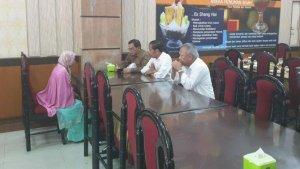 presiden-ri-bertemu-dengan-seorang-ibu.jpg