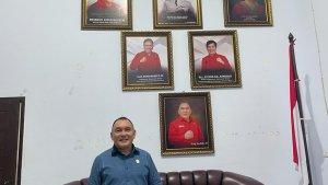 sekretaris-dewan-pimpinan-cabang-dpc-pdip-sangihe-ferdy-sondakhghjfghgf.jpg