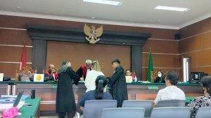 sidang-kredit-fiktif-bank-bri-yang-bergulir-di-pn-manado.jpg