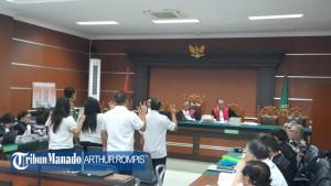 sidang-lanjutan-kasus-dugaan-korupsi-dana-hibah-GMIM-digelar-di-Pengadilan-Negeri-Manado.jpg