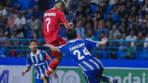 sulut-united-sukses-menang-2-0-atas-tuan-rumah-persiba-balikpapan08.jpg