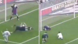 video-carles-puyol-halau-tendangan-keras-roberto-carlos-saat-el-clasico.jpg