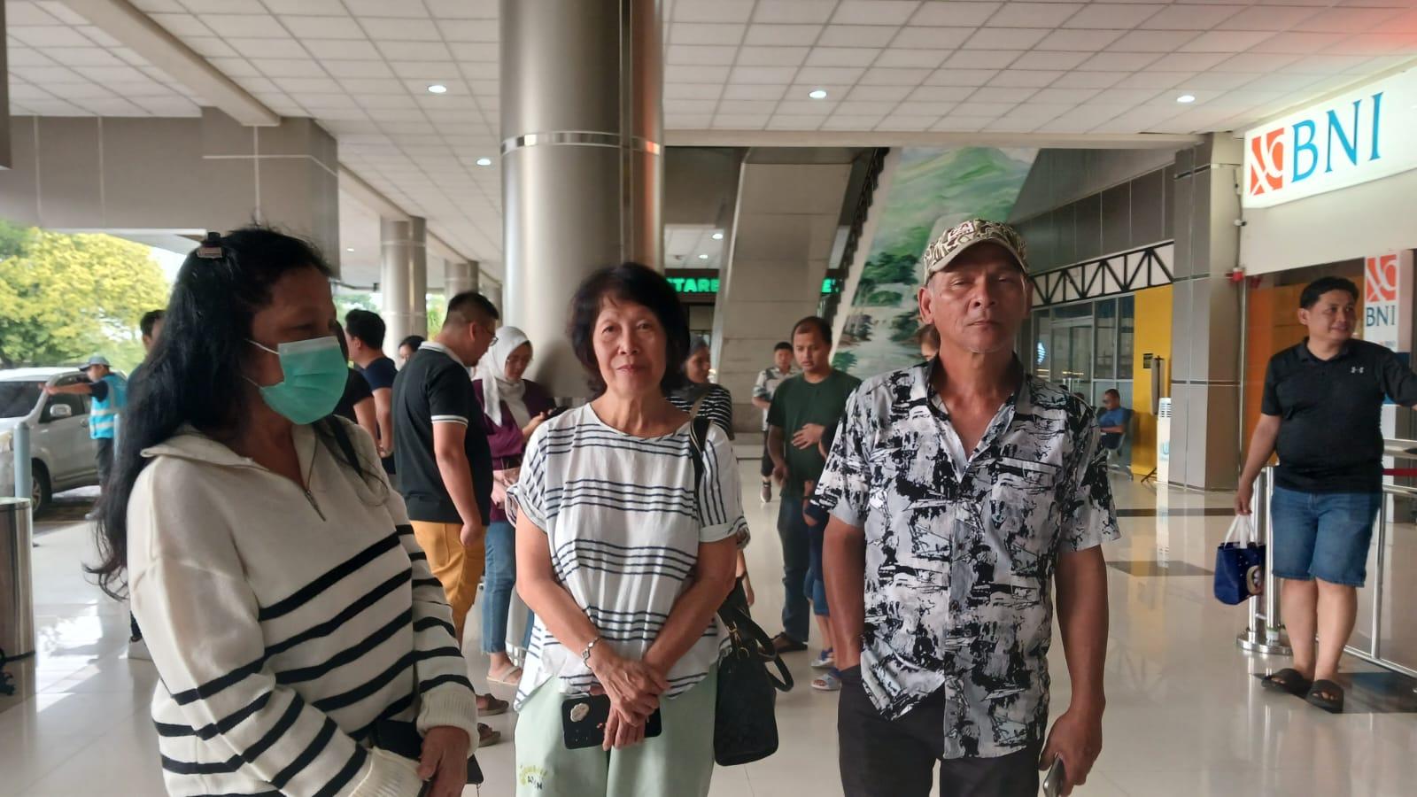 1812026-Sang-ibu-ke-Makassar-untuk-menjalani-serangkaian-tes.jpg