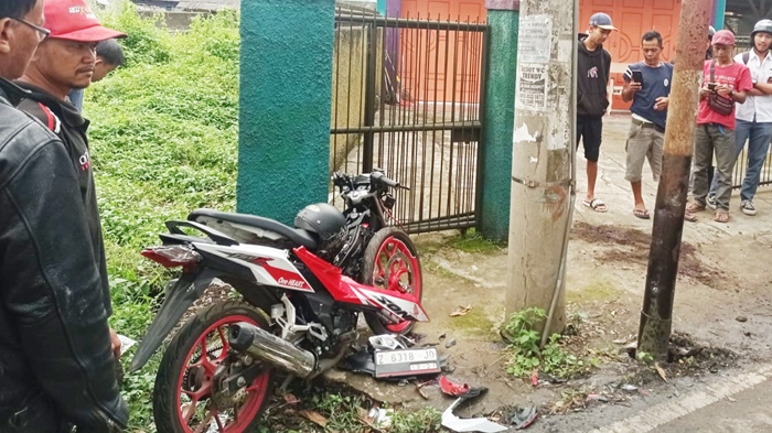 Kecelakaan Maut, 2 Pelajar SMP Tewas, Bawa Motor Sonic Ngebut lalu Menabrak Tiang Listrik