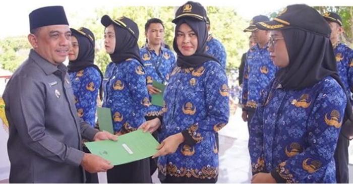 329 PPPK Paruh Waktu Lingkup Pemkab Bolmong Terima SK dari Bupati dan Wabup