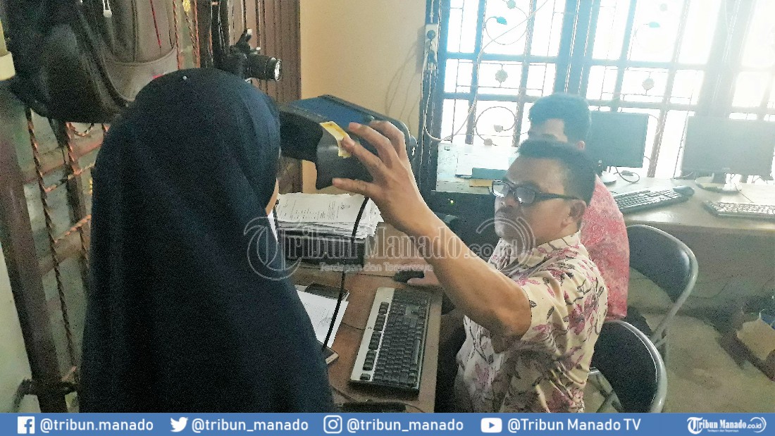 8-warga-boltim-di-lapas-tomohon-diminta-perekaman-e-ktp-rusmin-pekan-depan-direkam.jpg