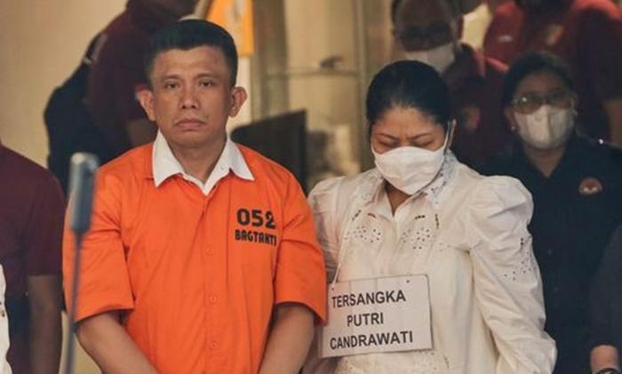 Akhirnya-Terungkap-Putri-Candrawathi-Tak-Bakal-Ditahan-Polri-Usai-Diperiksa-Alasannya-Sesuai-KUHAP.jpg