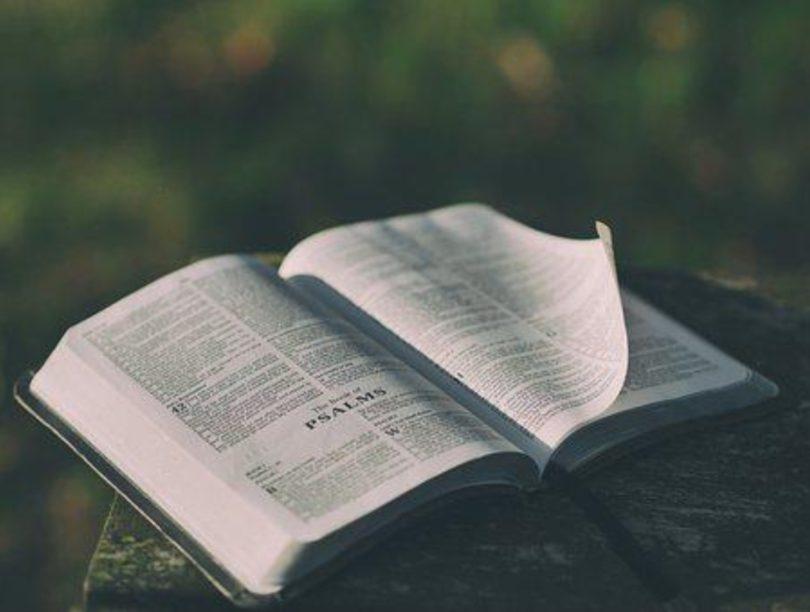 Renungan Harian Kristen Kejadian 48:5-9, Diberkati Melimpah Bagi yang Jadi Berkat