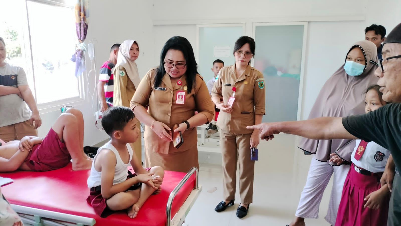 Anak-SD-di-Bolmong-Sulut-yang-diduga-alami-keracunan-makanan-sudah-dipulangkan-i9.jpg