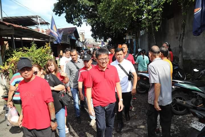 Paslon Wali Kota Manado Andrei Angouw dan Richard Sualang Konsolidasi di Kelurahan Paniki Dua