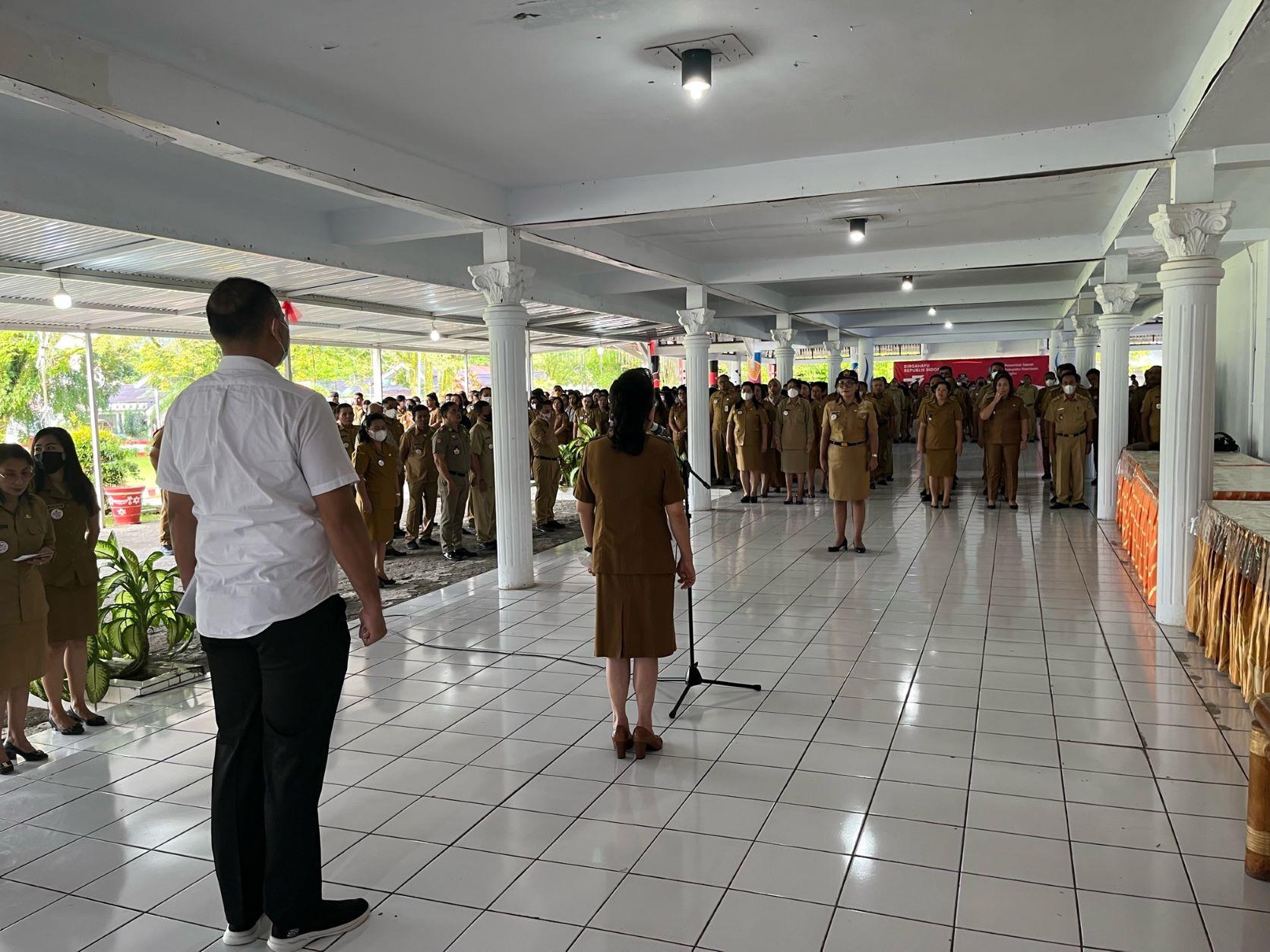 Apel Perdana di Bulan Desember 2022, PJ Bupati Sangihe Ingatkan Kepala OPD Tak Lakukan Tugas Luar