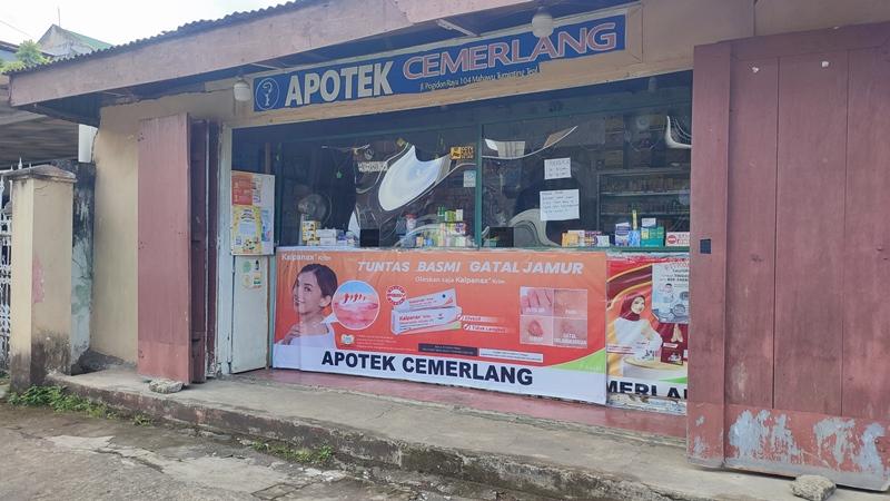 Musim Demam, Apotek di Manado Sulawesi Utara Layani Banyak Warga Beli Obat