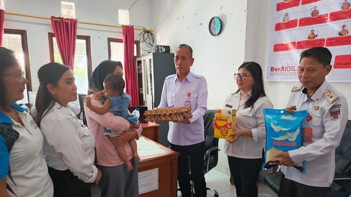 Pemprov Sulut Salurkan Bantuan Nutrisi, Sasar Keluarga Berisiko Stunting di Minahasa Selatan