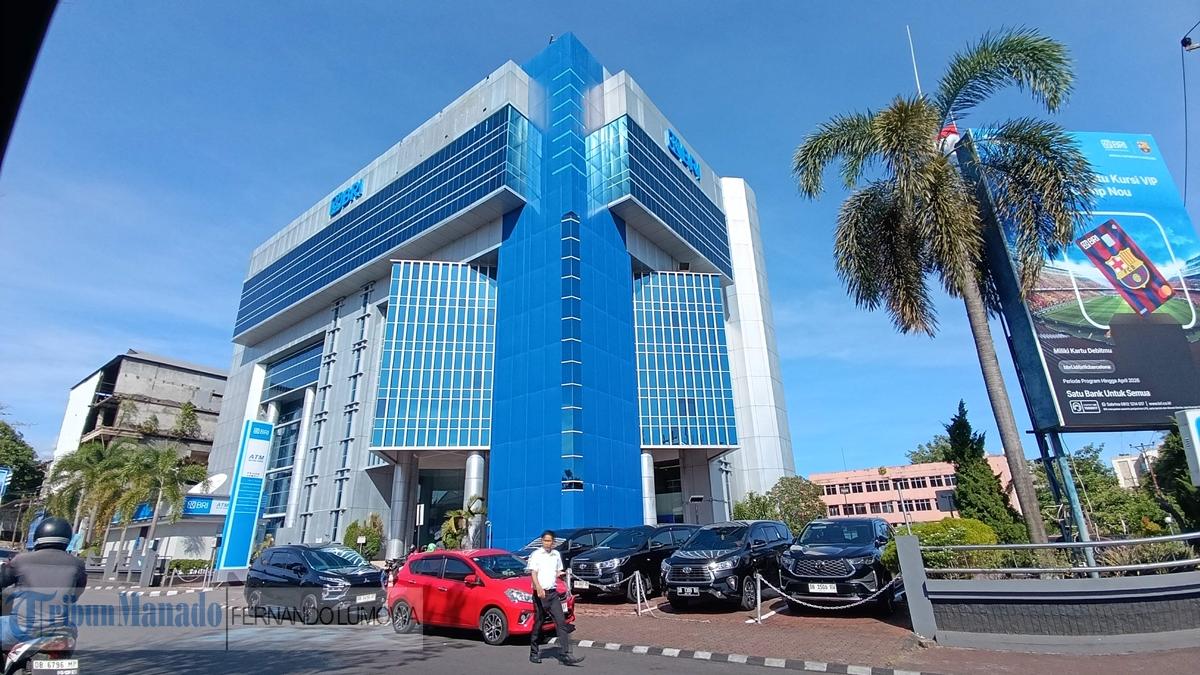 BRI-RO-Manado-turut-serta-dalam-pemberian-hewan-kurban.jpg