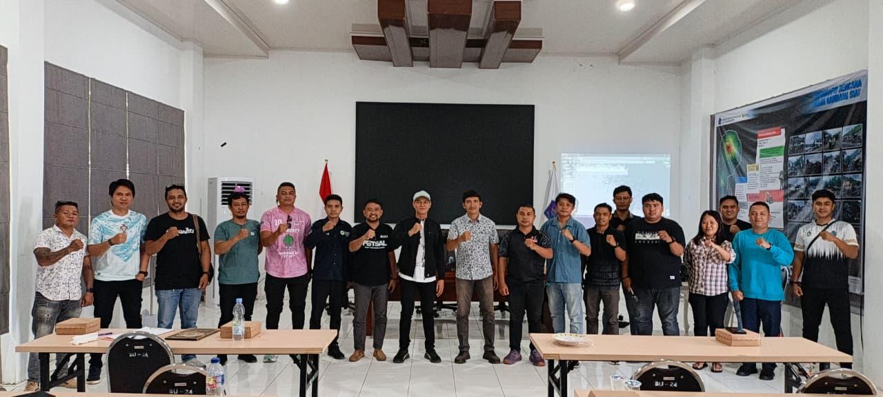 Plt Bupati Sitaro Heronimus Makainas Matangkan Persiapan Kejuaraan Sepak Bola Bupati Cup 2026 - Tribunmanado.co.id