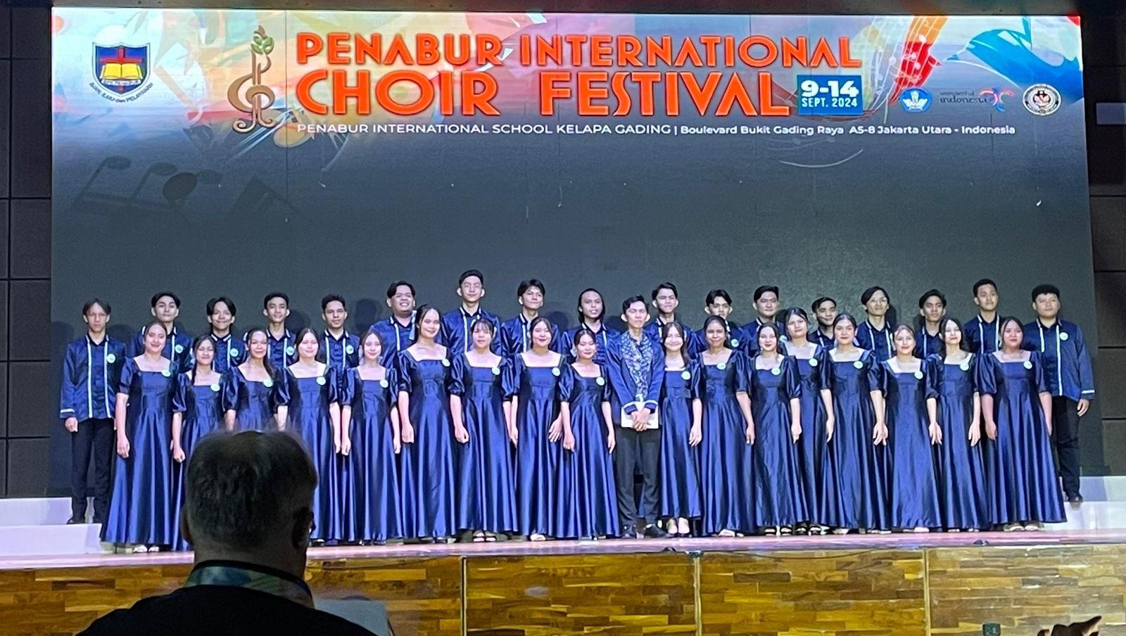 Blue-Choir-sdfasefg.jpg