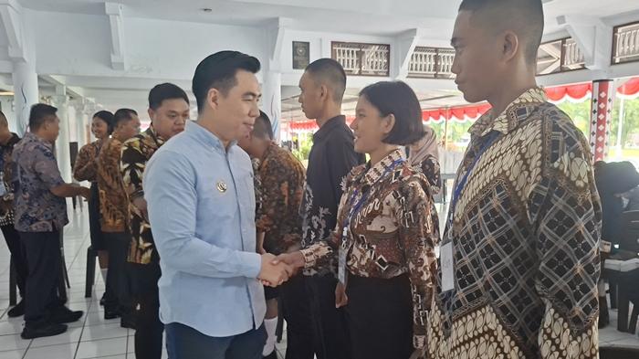 Pesan Michael Thungari saat Tutup Pemusatan Pendidikan dan Pelatihan Paskibraka Sangihe 2025