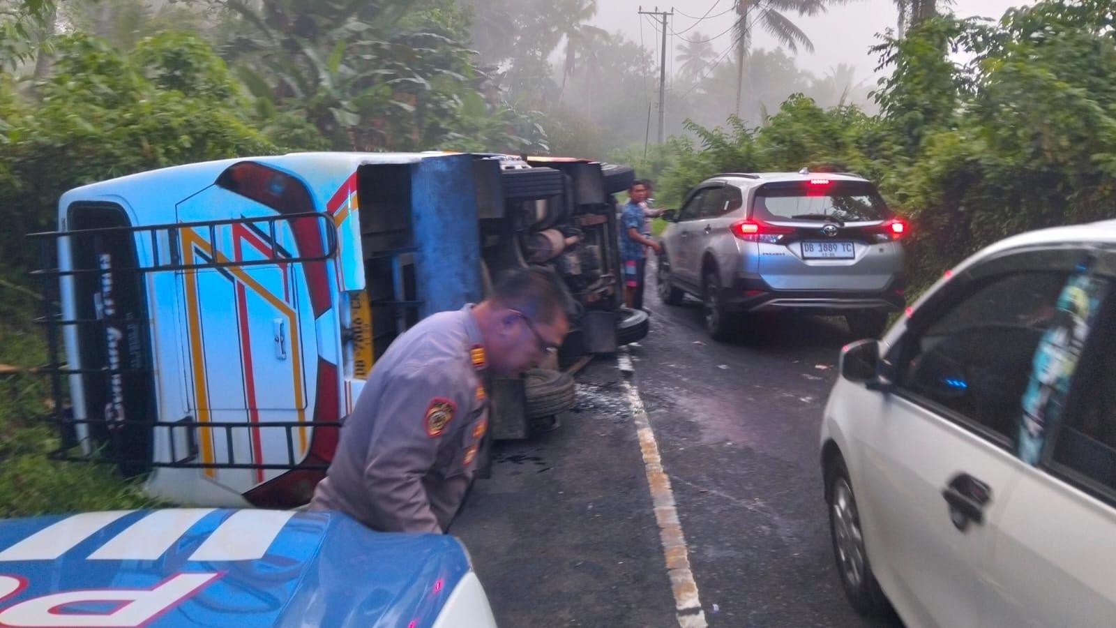 Bus-terbaik-di-MInsel-egrtgert.jpg