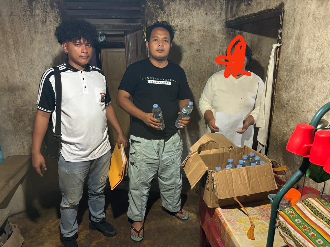 Polres Kepulauan Sangihe Sita 74 Botol Cap Tikus Ilegal, Dijual di Warung dan Rumah Warga