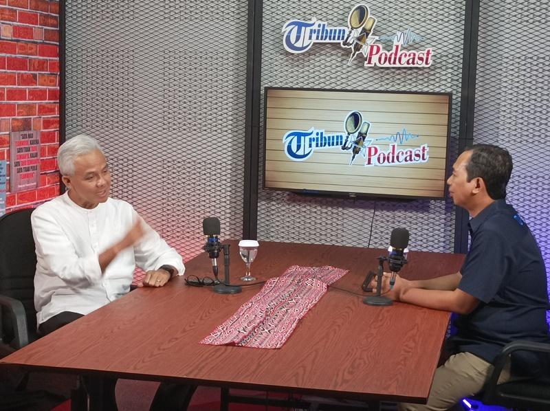 Calon-Presiden-dari-PDI-Perjuangan-Ganjar-Pranowo-dalam-podcast-Tribun.jpg