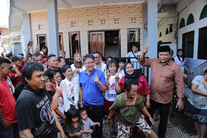 Pilkada Manado, Andrei Angouw - Richard Sualang Kunjungi Kelurahan Mahawu dan Karame