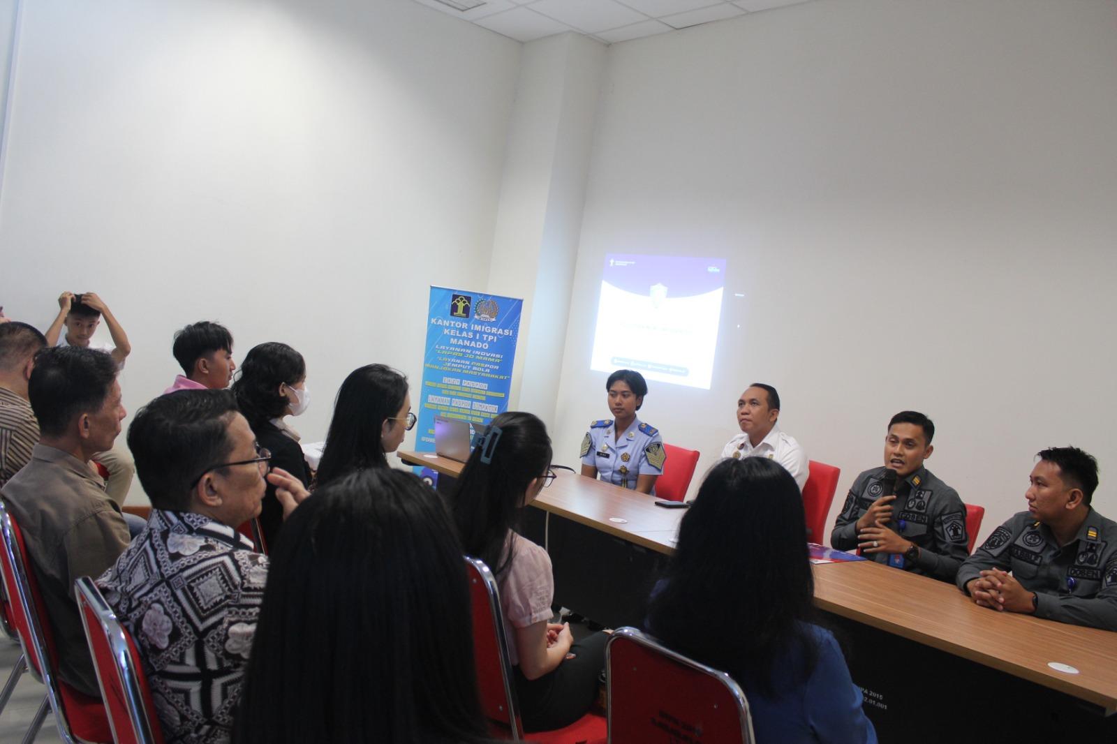 Caption-Kantor-Imigrasi-Kelas-I-TPI-Manado-laksanakan-sosialisasi-sekolah-kedinasan.jpg