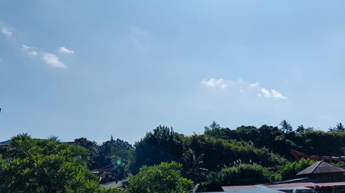 Cuaca-cerah-di-daerah-Mapanget-Manado-Sulawesi-Utara-ilustrasi-cuaca-cerah.jpg