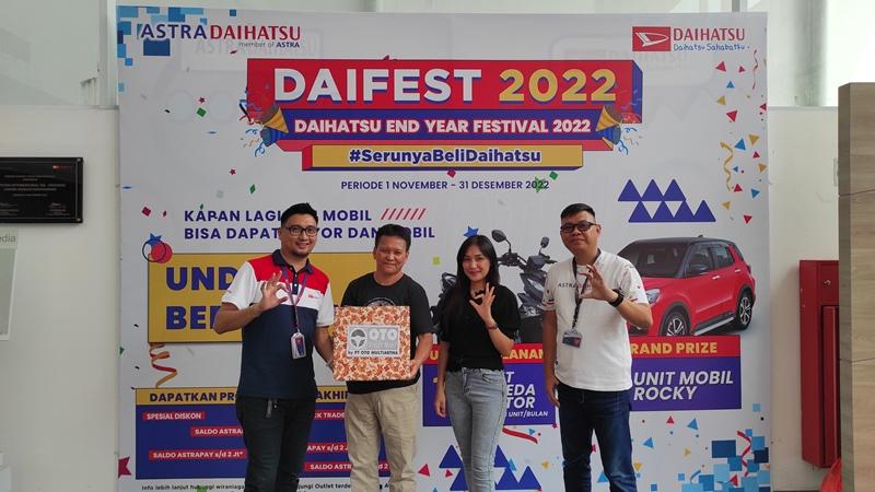 Daihatsu-End-Year-Festival-Daifest-2022-di-Daihatsu-Manado-Paal-Dua-meriahgdfg.jpg