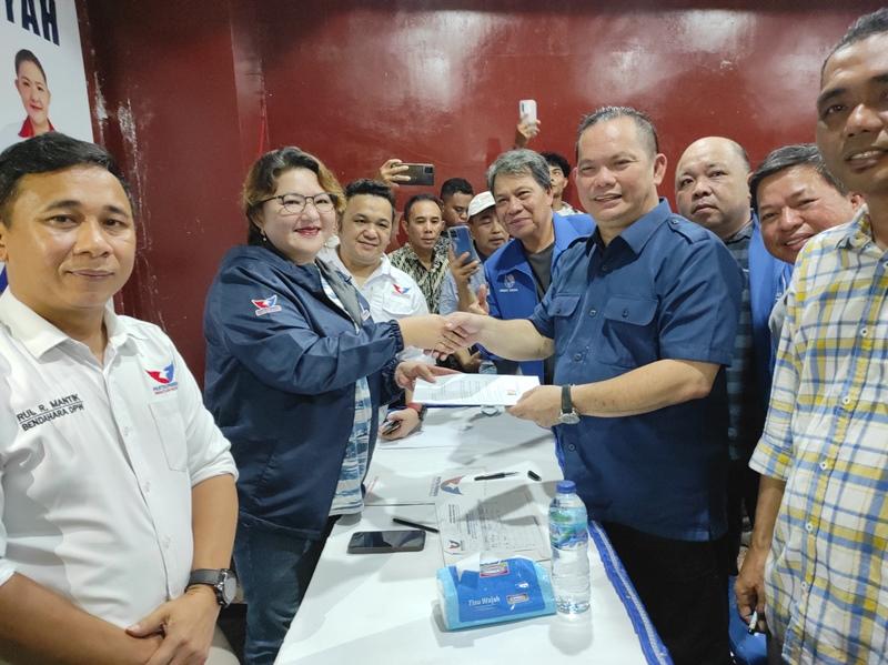 BREAKING NEWS : Pilgub Sulawesi Utara, Elly Engelbert Lasut Lamar di Perindo