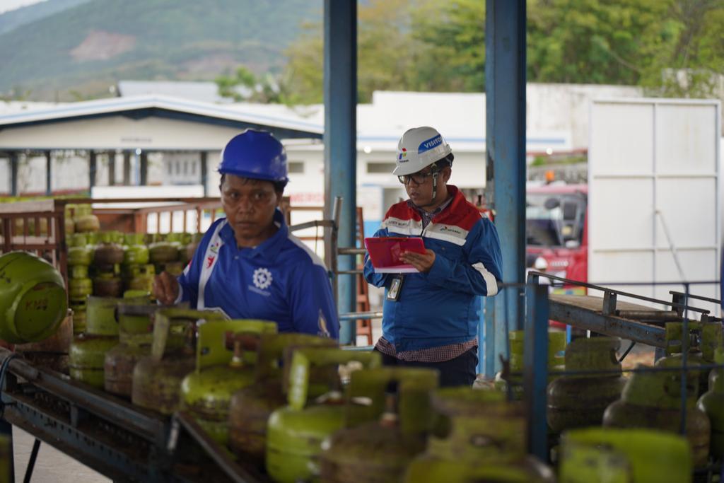 Foto-Dok-Pertamina-Pertamina-menambah-stok-LPG-3-kg-sebanyak-40-ribu-tabung-untuk.jpg