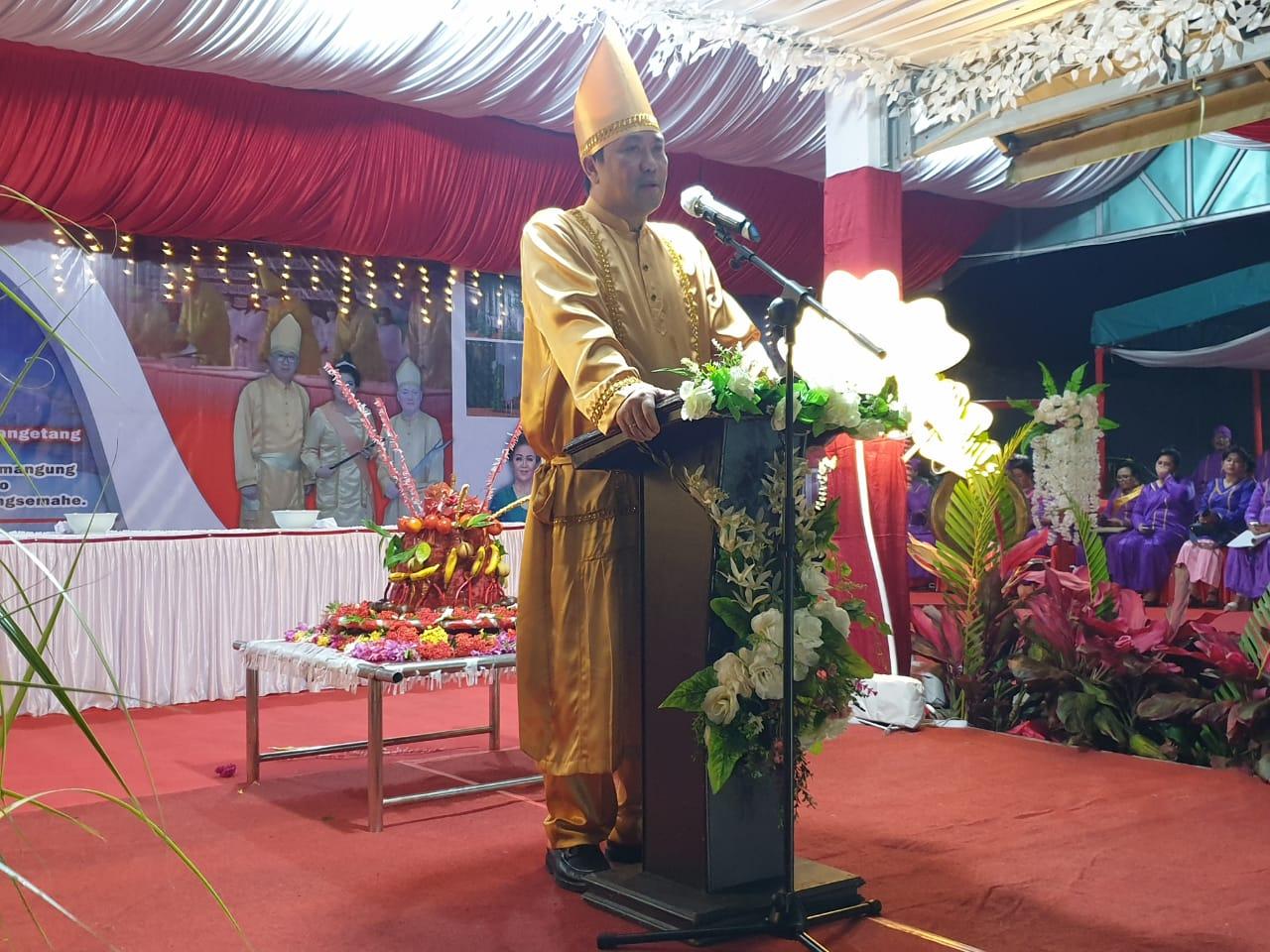 Foto-Wagub-Steven-Kandouw-saat-menyampaikan-sambutan-pada-acara-Tulude-di-Sitaro.jpg