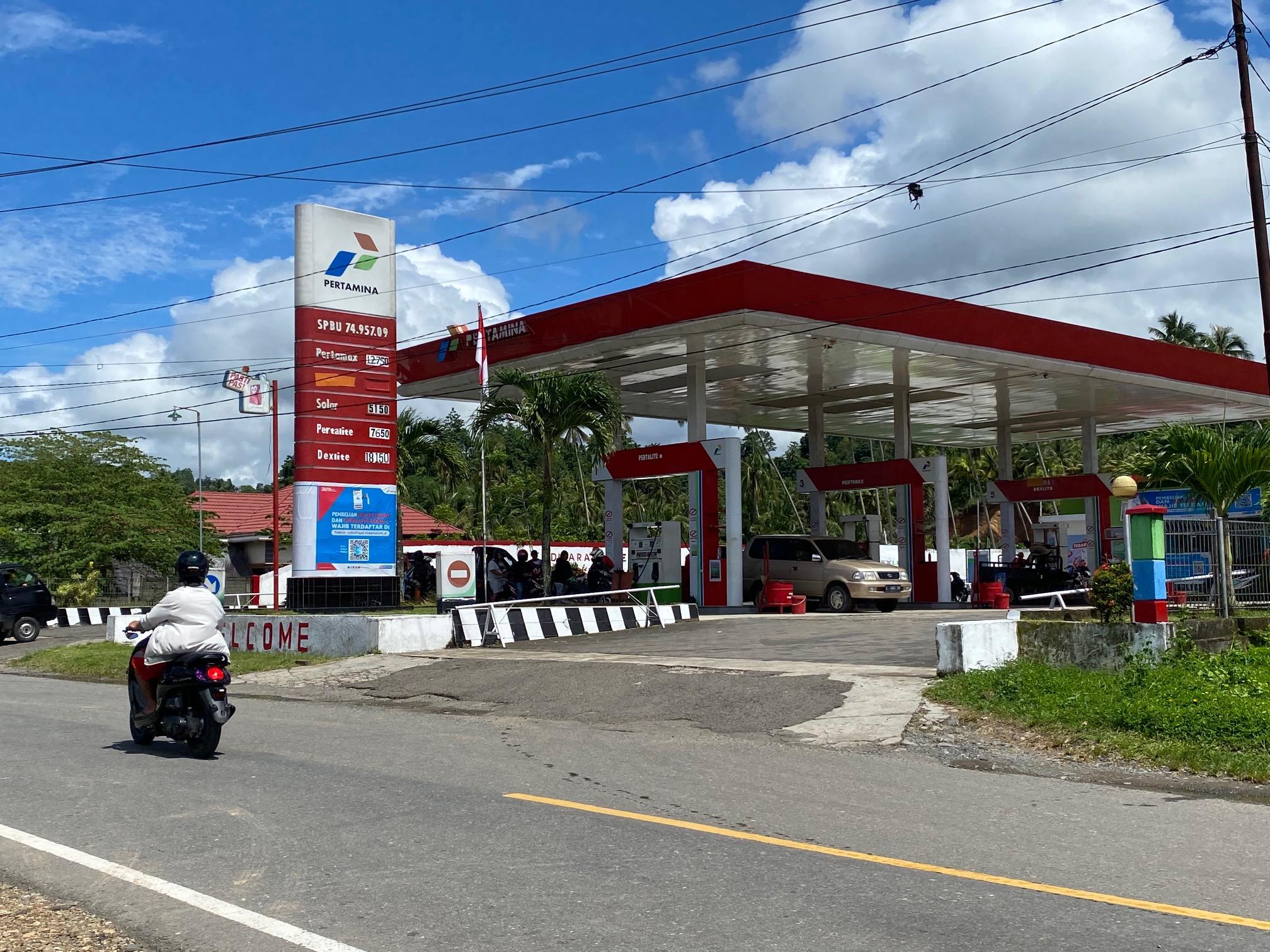 Foto-dokumentasi-tribun-Manado-indra-lapa-Captions-SPBU-Molibagu-Kecamatan-Bolaang-Uki-Bolsel.jpg