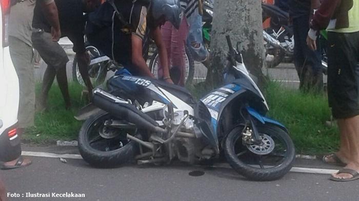 Kecelakaan Maut, Seorang Pelajar 16 Tahun Tewas, Motor Korban Menabrak Median Jalan