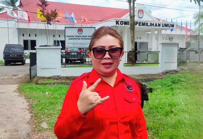 Ft-Mjr-Cap-Kader-PDIP-dan-Ganjaris-Kabupaten-Minahasa-Siap.jpg