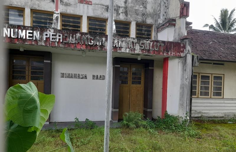Gedung-bekas-Minahasa-Raad-peninggalan-pemerintahan-Hindia-Belanda-di-Manadoo.jpg