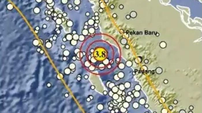 Gempa-bumi-terkini-melanda-di-wilayah-Pasaman-Barat-Sumatera-Barat-Sumbar-Rabu-9102024-siang.jpg