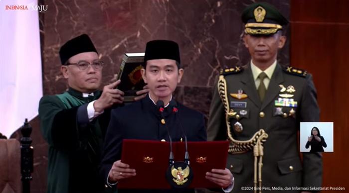 Gibran-Rakabuming-Raka-Ucap-Sumpah-dan-Janji-Wakil-Presiden-ke-14-Republik-Indonesia.jpg