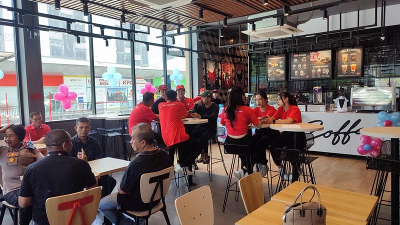 KFC Lippo Plaza Manado Sulawesi Utara Berikan Promo Makan Berdua Bayar Rp 45 Ribu