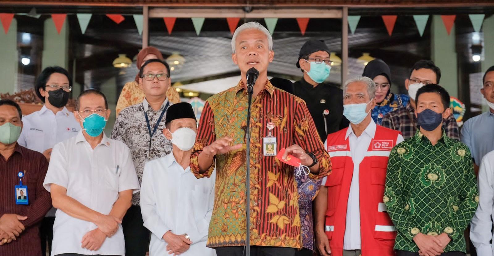 Ganjar Pranowo Lepas Tim Relawan untuk Bantu Korban Gempa Cianjur