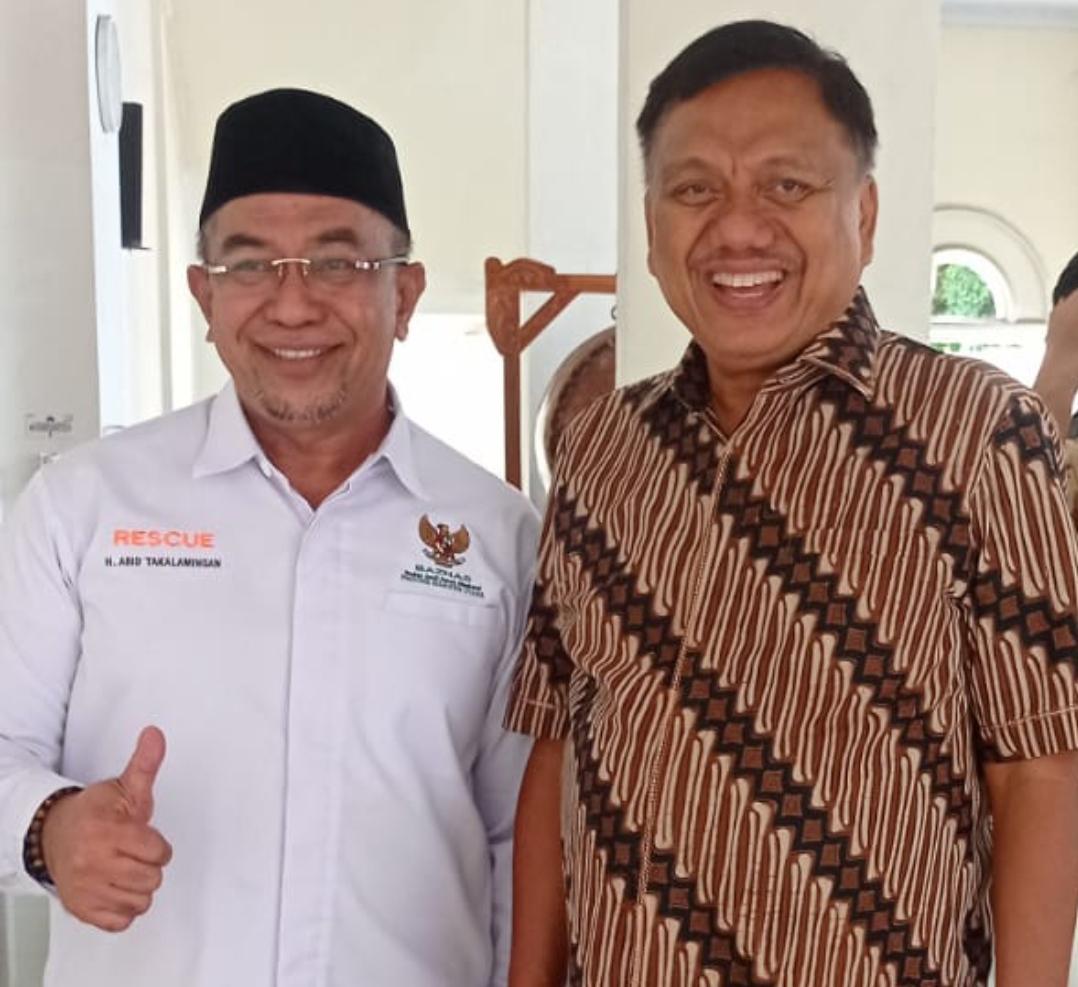 Gubernur-Olly-Dondokambey-bersama-Tokoh-Islam-Abid-Takalaminganbfbgf.jpg