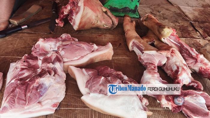 Harga-daging-babi-di-Pasar-Tondano-Minahasa-mengalami-kenaikan.jpg