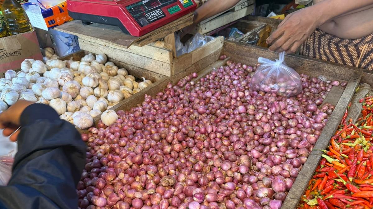 Harga-sejumlah-komoditas-pangan-di-Kota-Manado-kembali-mengalami-kenaikan.jpg