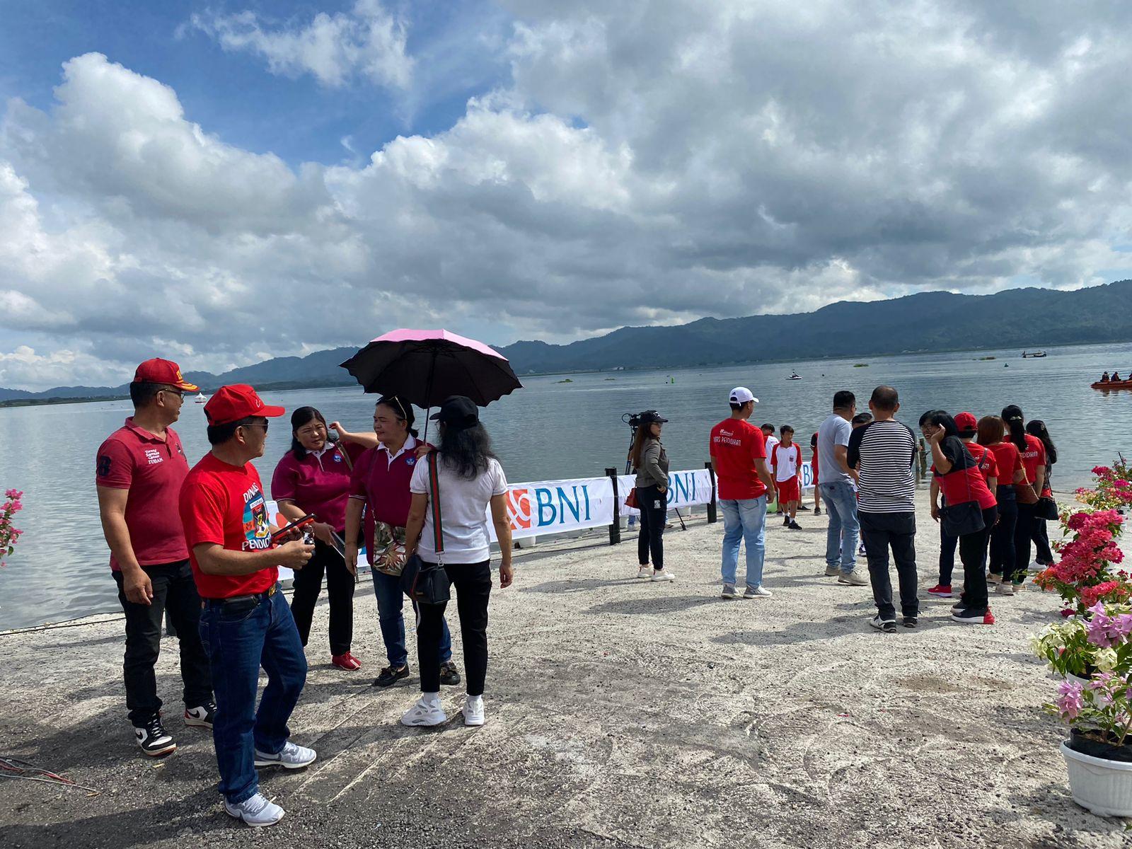 Hari Kedua Minahasa Wakefest, Ratusan Pengunjung Padati Seputaran Danau Tondano