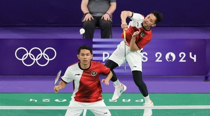Hasil-Pertandingan-Cabor-Bulu-Tangkis-Olimpiade-Paris-2024-Ganda-Putra-FajarRian-Kalah.jpg
