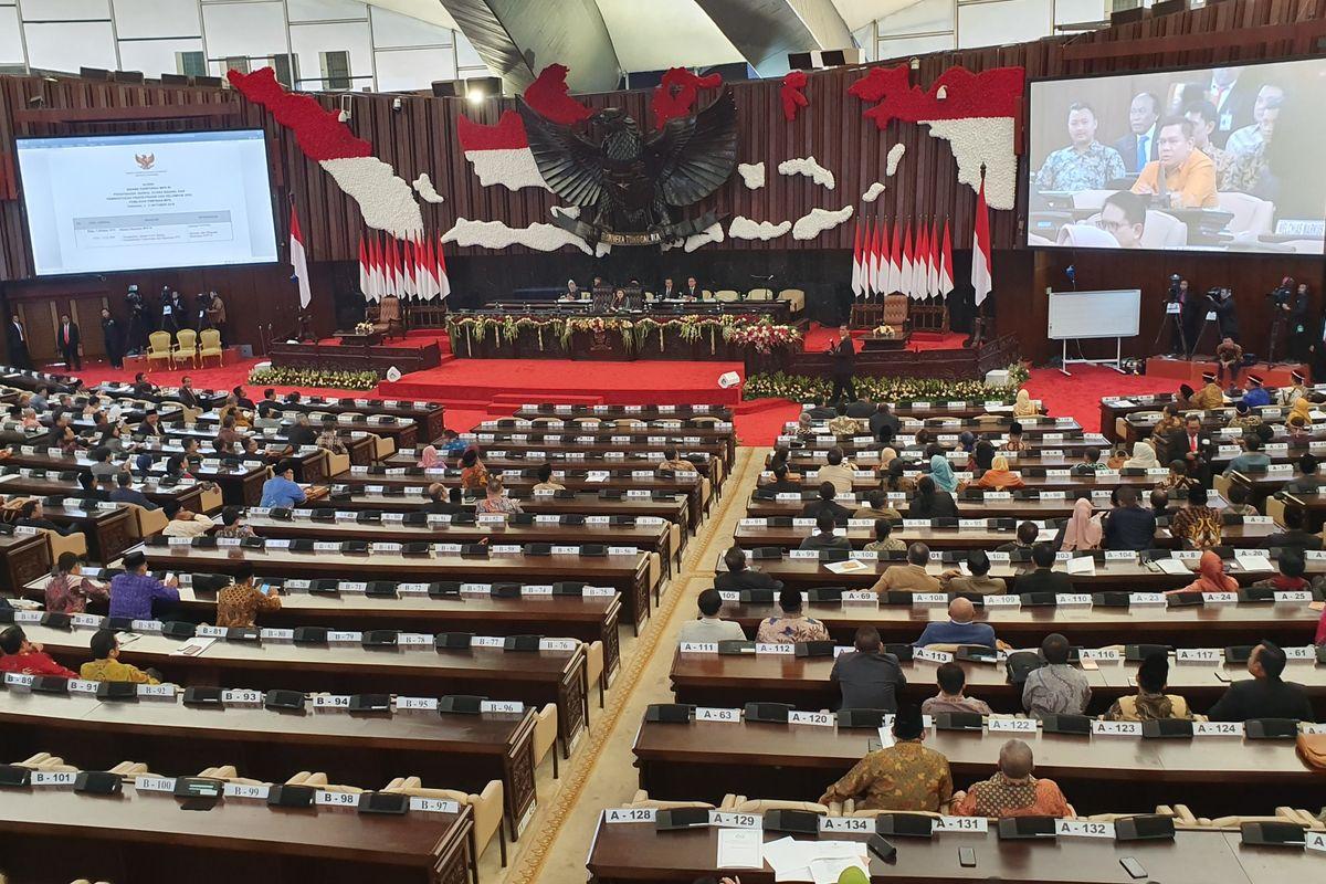 Ilustrasi-ruangan-DPR.jpg